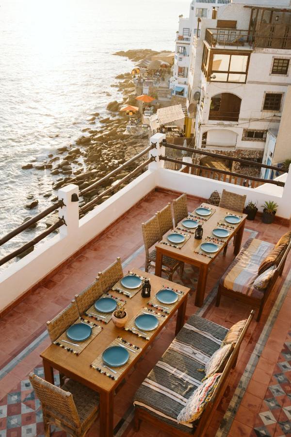 Hashpoint Surf Camp Pansiyon Taghazout Dış mekan fotoğraf