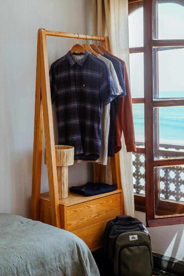 Hashpoint Surf Camp Pansiyon Taghazout Dış mekan fotoğraf
