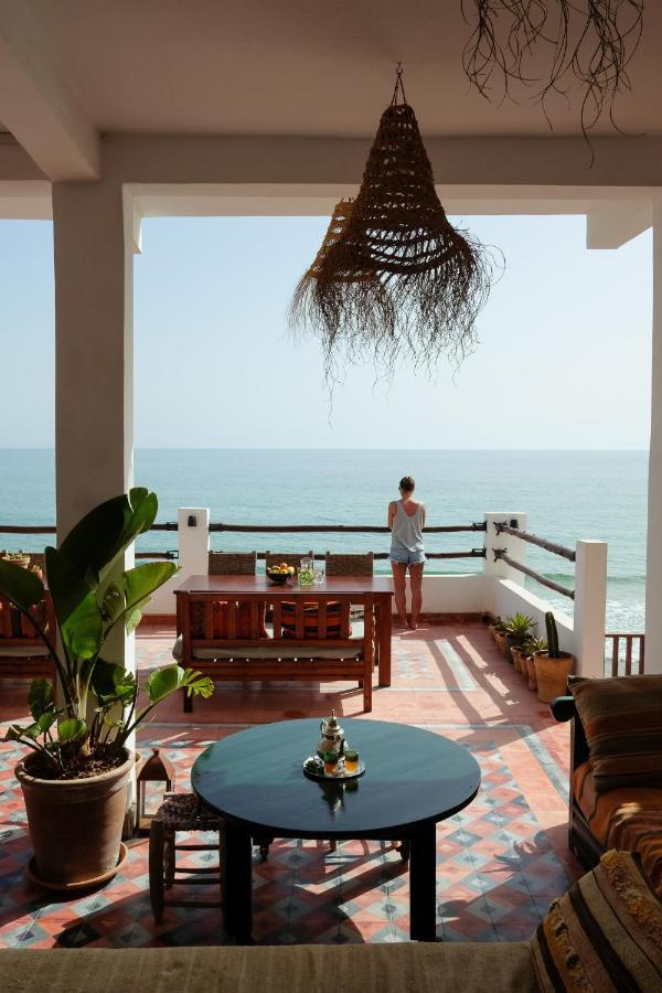 Hashpoint Surf Camp Pansiyon Taghazout Dış mekan fotoğraf