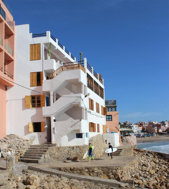 Hashpoint Surf Camp Pansiyon Taghazout Dış mekan fotoğraf