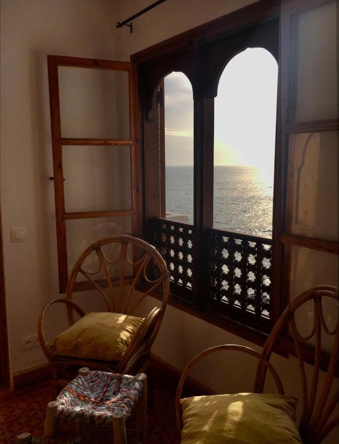 Hashpoint Surf Camp Pansiyon Taghazout Dış mekan fotoğraf