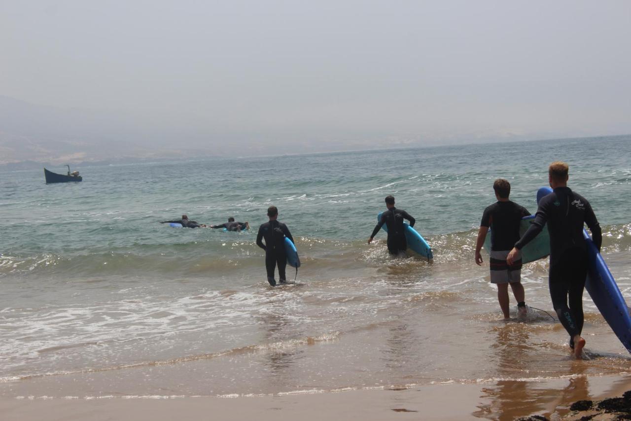 Hashpoint Surf Camp Pansiyon Taghazout Dış mekan fotoğraf